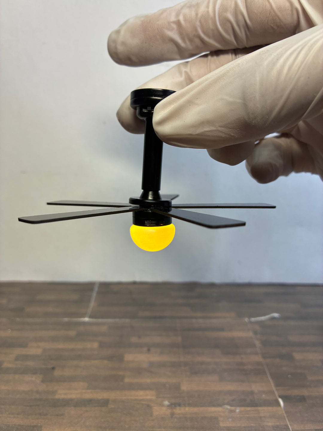 1:12 Scale Dollhouse Functional Ceiling Fan *Imperfect*