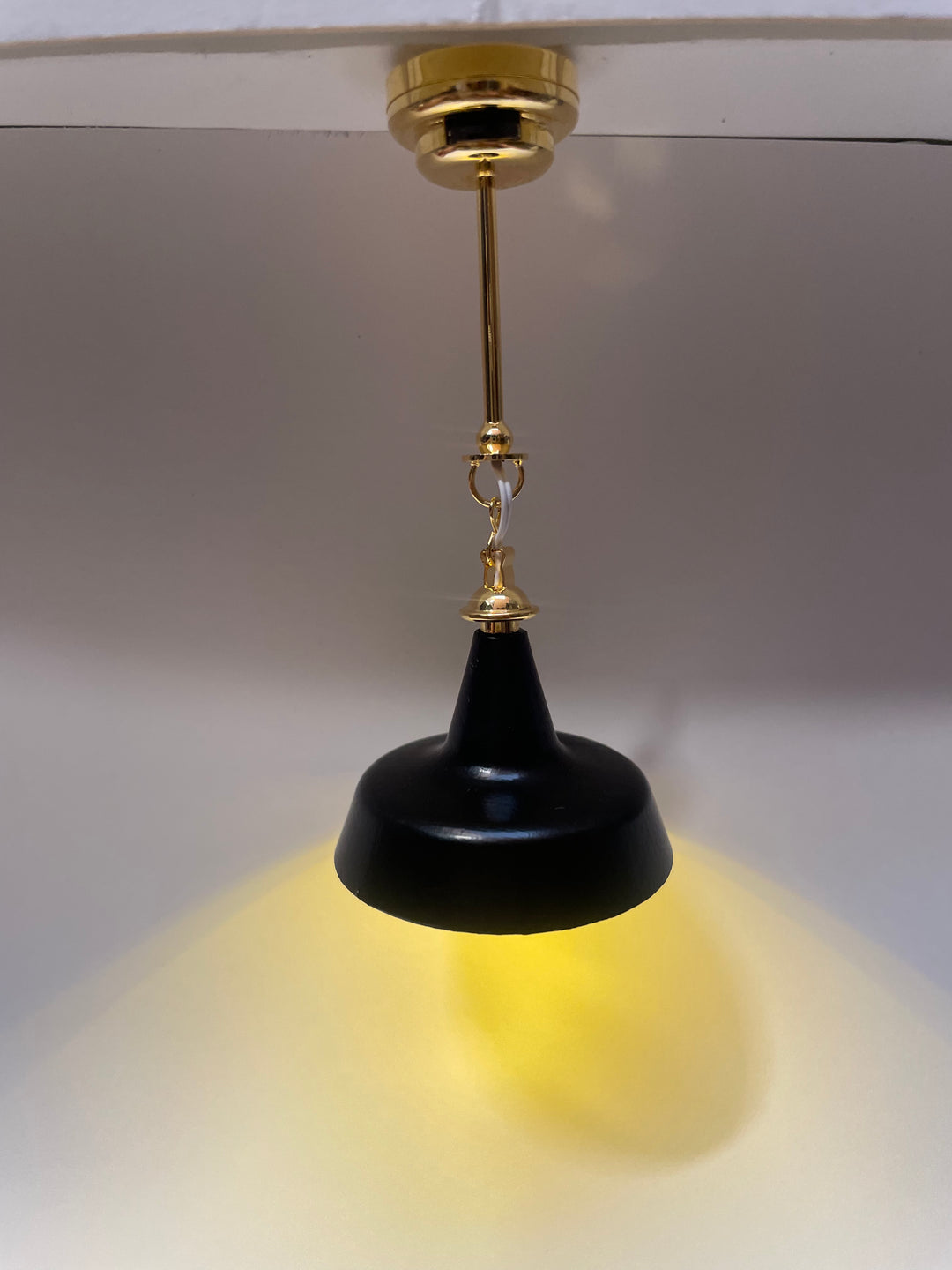 1:12 Dollhouse Farmhouse Battery Operated Lamp, Modern Funnel Light