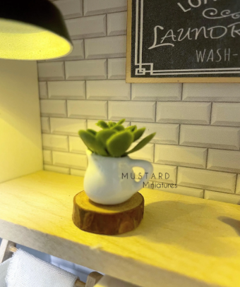 Dollhouse Laundry Room Accessories: Basket, Plant, Sign