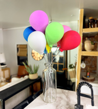 Dollhouse Miniature Balloons 8 Piece, Balloon Cake topper