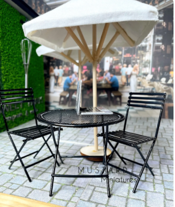 1:12 Scale Dollhouse Black Metal Patio Set, Miniature Table and Chairs