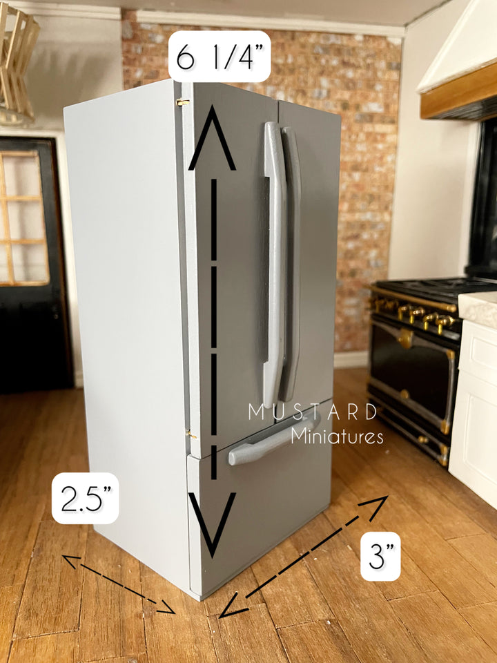 1:12 Scale Dollhouse Miniature Refrigerator, operating light