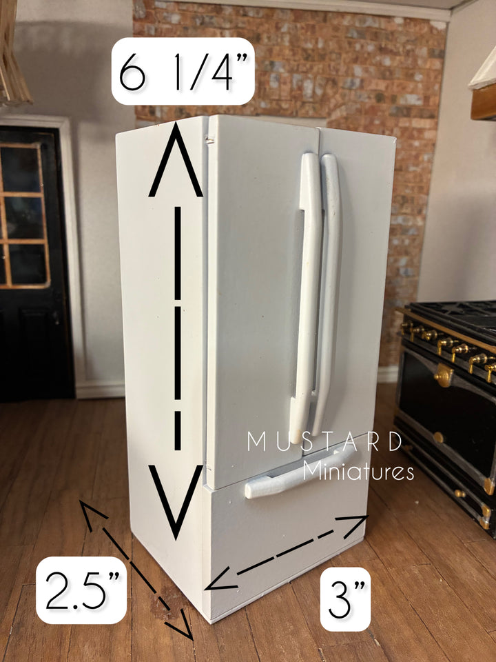 1:12 Scale Dollhouse Miniature White Refrigerator with operating light