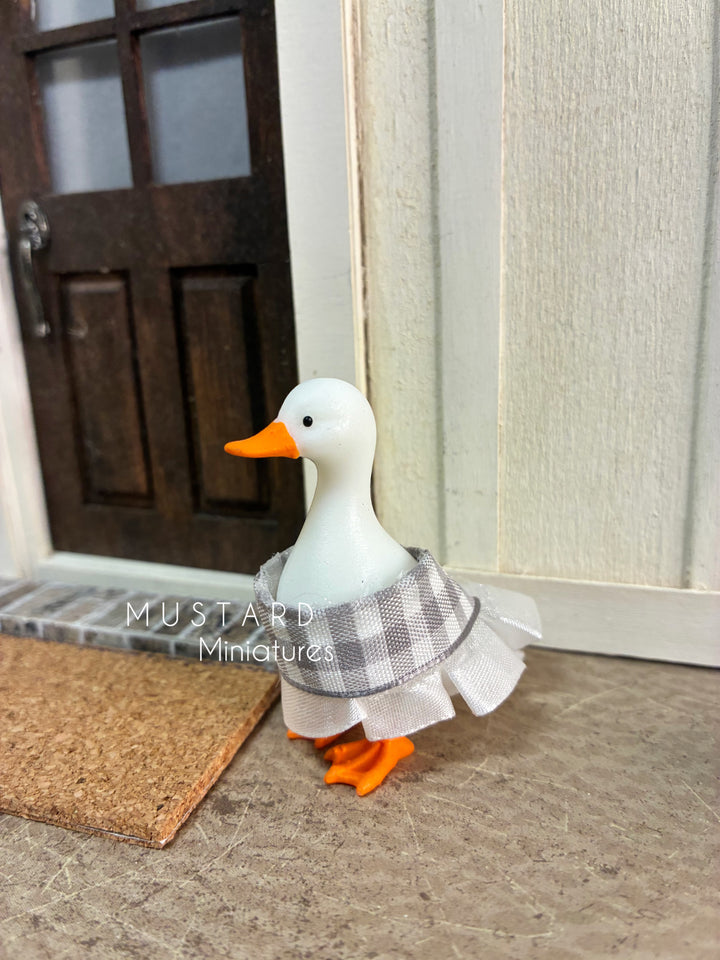 Dollhouse Miniature Goose, Modern Miniature Accessory