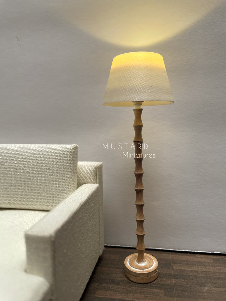 1:12 Dollhouse White Wash Floor Lamp