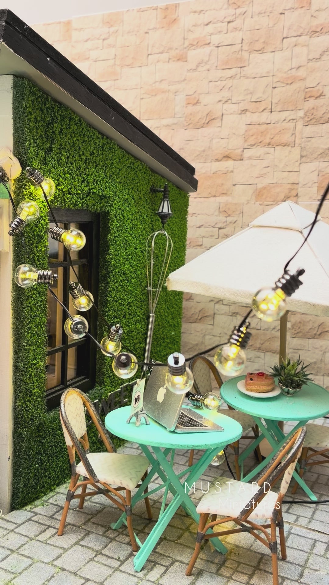 Dollhouse Miniature Patio Lights, Battery Operated, Strand of 16 lights