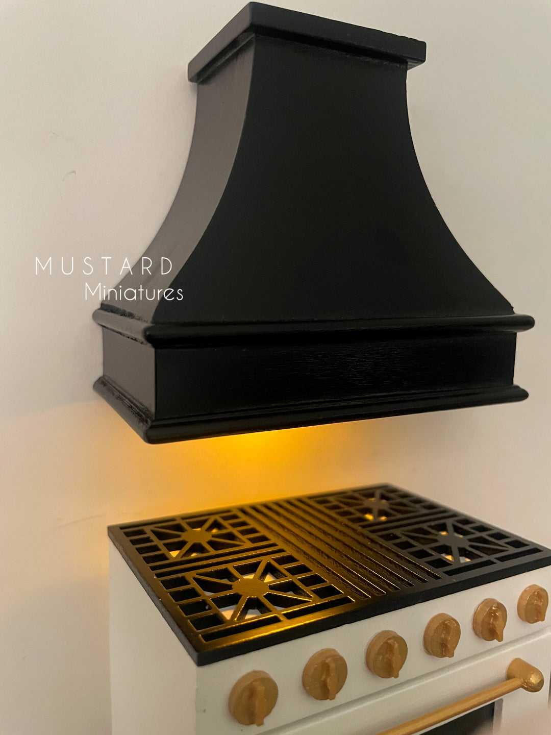 1:12 Scale Dollhouse Black Range Hood with Working Light