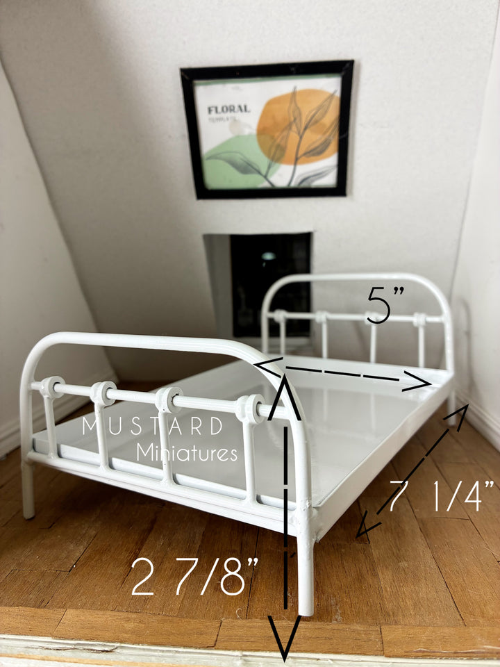 1:12 Scale Dollhouse Farmhouse White Bed Frame or Mattress w/pillows